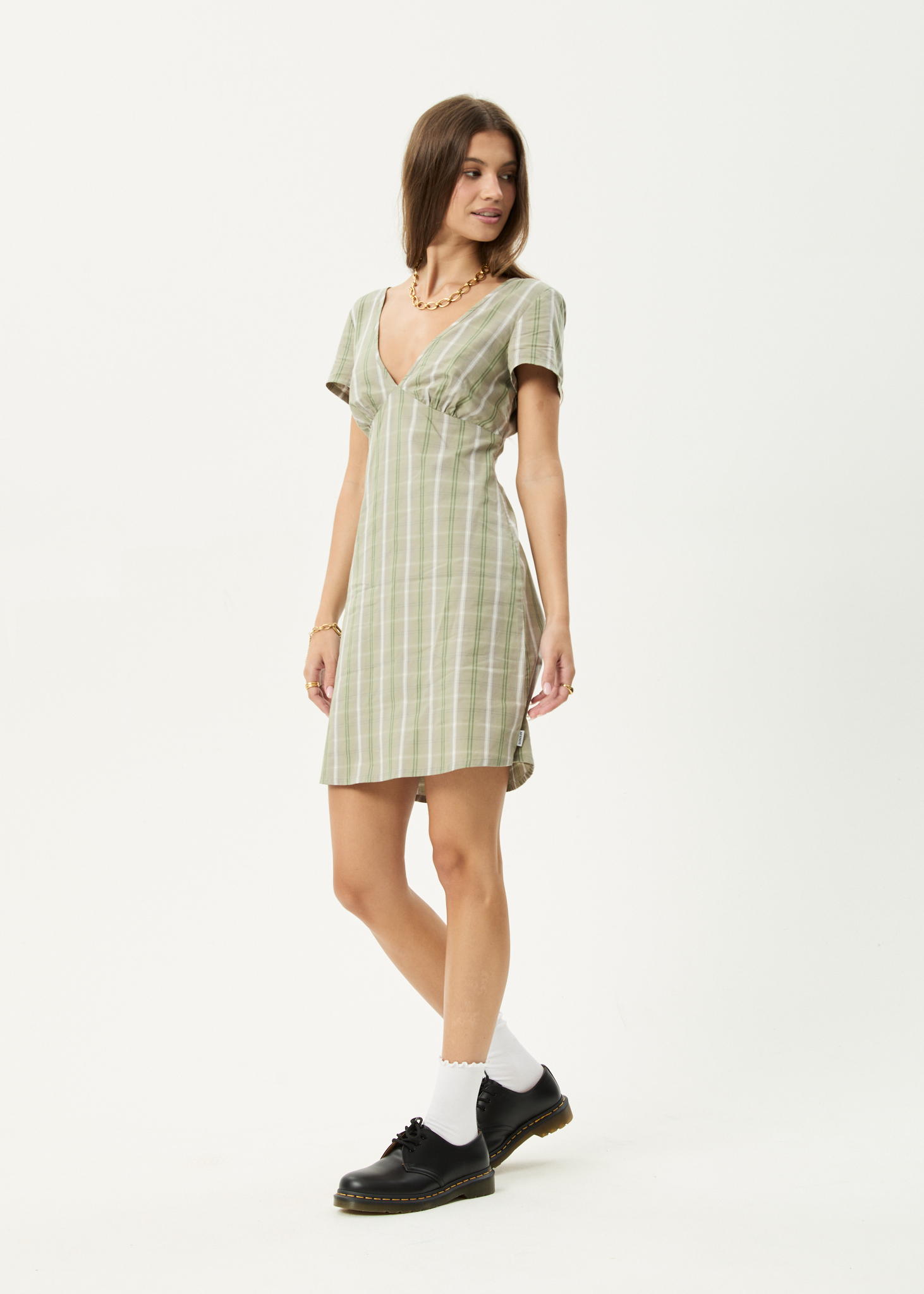 afends dress Focus It has a V An honest review of the